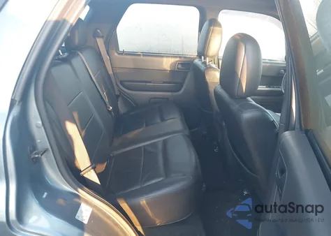 2010 Ford Escape Xlt from USA, damaged, VIN 1FMCU9D70AKB89585